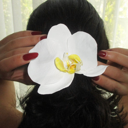 Orchid Clip in White